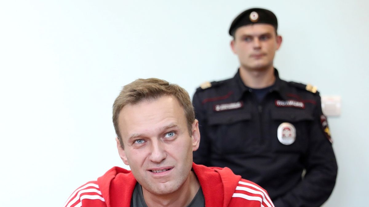 Ruská policie nakrátko zadržela opozičního předáka Alexeje Navalného